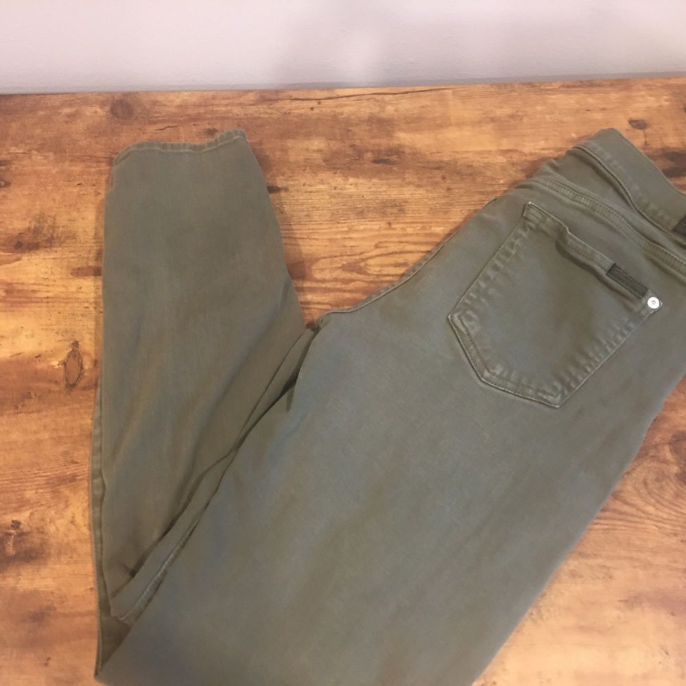 Seven for all mankind size 29 green stretch jeans